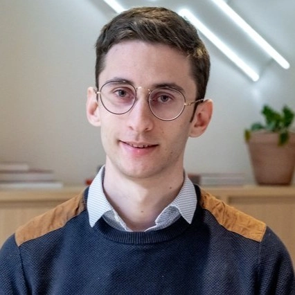https://timberlake.co/media/iopt/blog/thomas_pical.webp